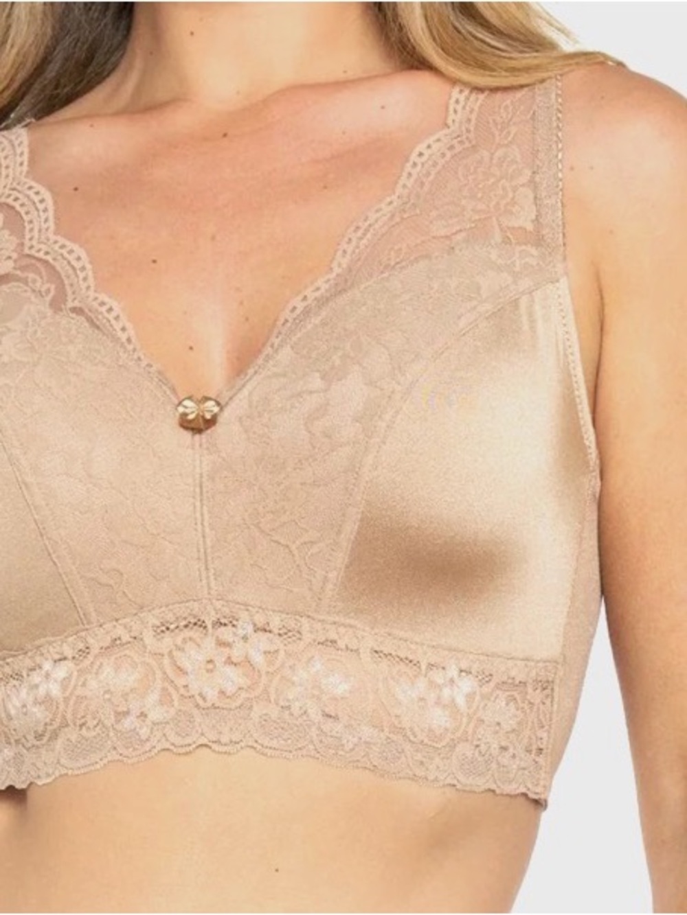 Rhonda Shear Lace-Trim Wire-Free Bralette in Nude Tone (never worn)